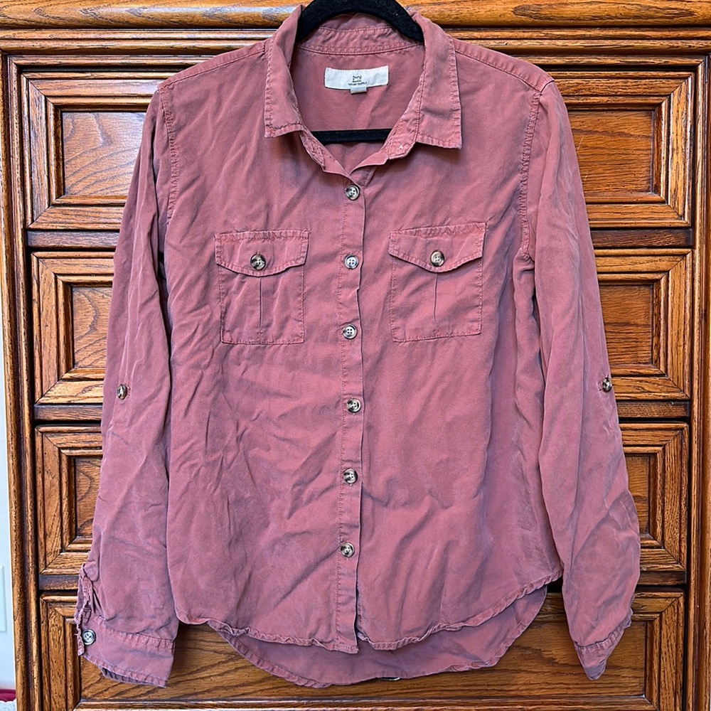 Thread & Supply Button Down - Picture 1 of 4